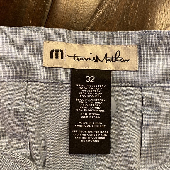 Travis Matthew Shorts - Picture 3 of 4